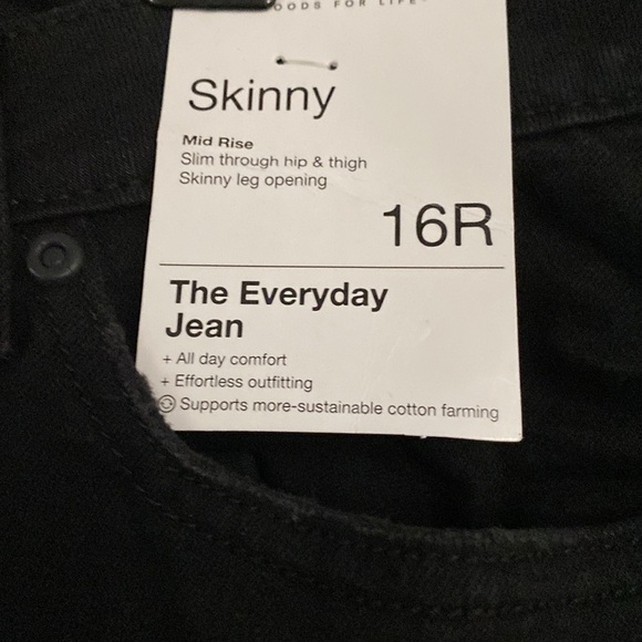 NWT black jeans - Picture 3 of 3